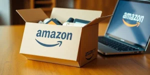 Amazon FBA Lieferbox auf einem Tisch